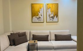 Dry Lake Apartment