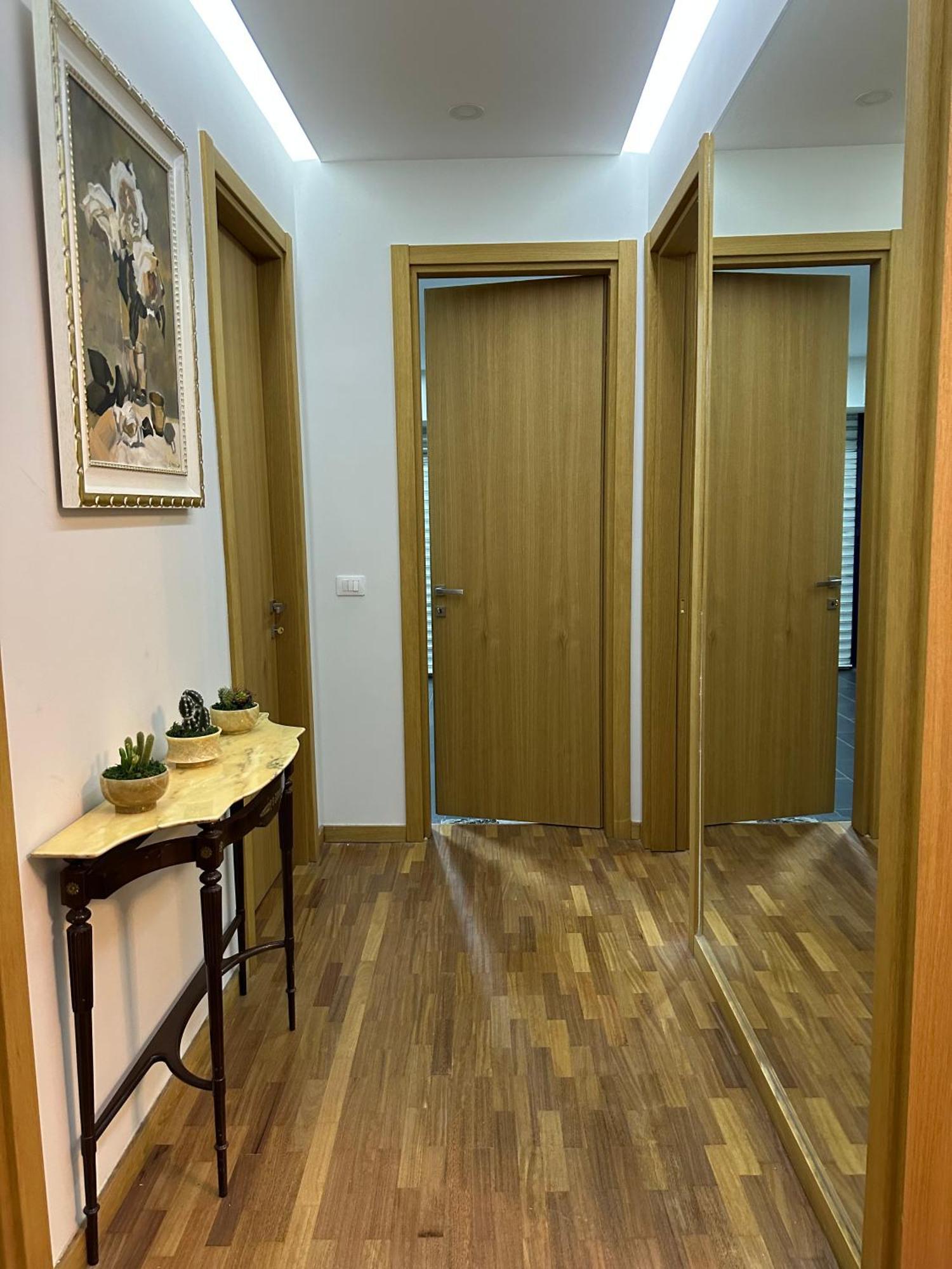 Dry Lake Apartment Tirana Esterno foto